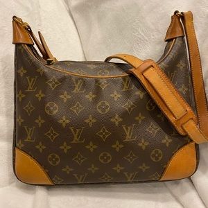 Louis Vuitton purse